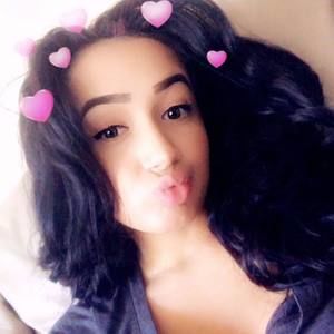 Meet your Posher, Alexis